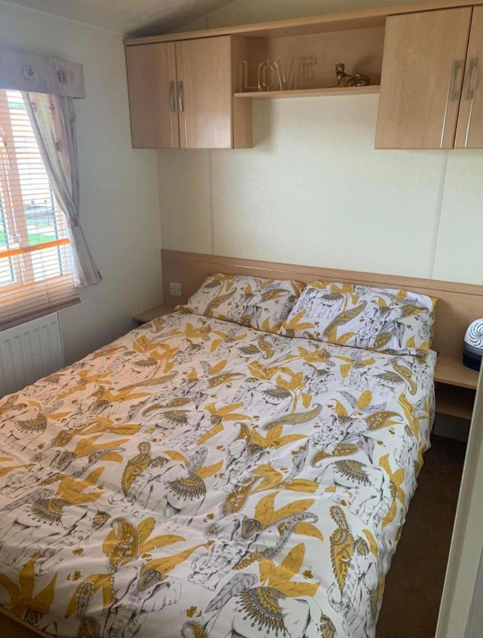 8 Berth 3 Bed Caravan Golden Palm Ml9 チャペル・セント・レオナルズ エクステリア 写真