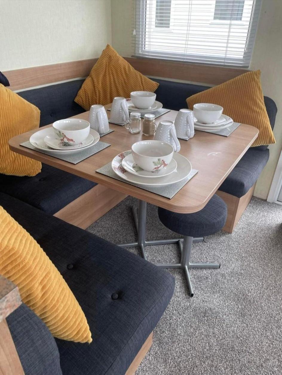 8 Berth 3 Bed Caravan Golden Palm Ml9 チャペル・セント・レオナルズ エクステリア 写真